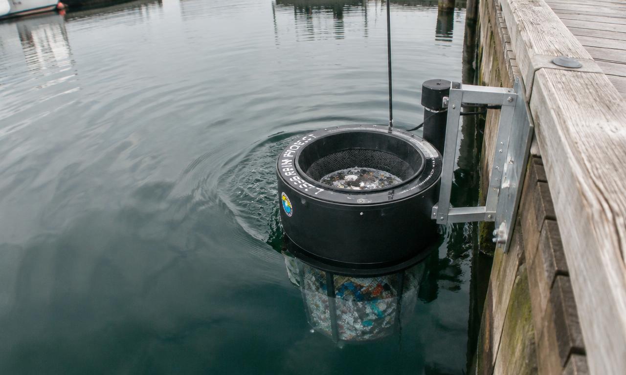Harbour Surface Skimmer